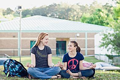 《最终幻想15》导演田畑端对话《33号远征队》导演 谈JRPG和西方RPG不同